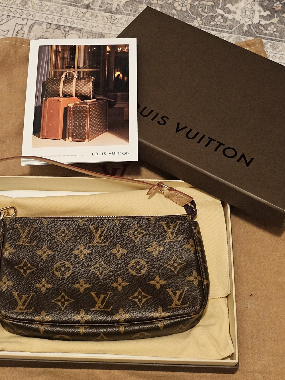 🤎Louis Vuitton🤎 Pochette Monogram Bag Authentic 2011 FLAWLESS BOX Org Receipt